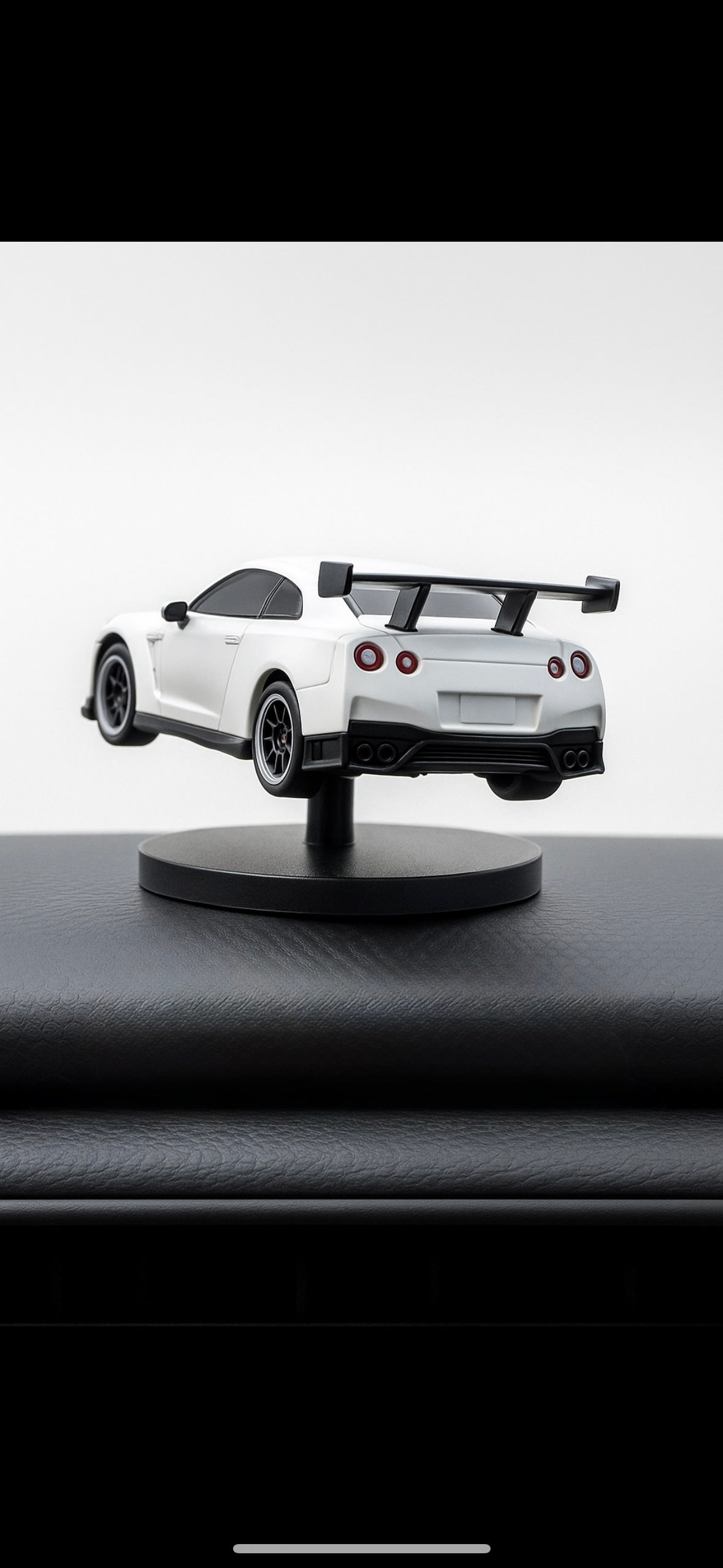 Voiture qui drift sur tableau de bord